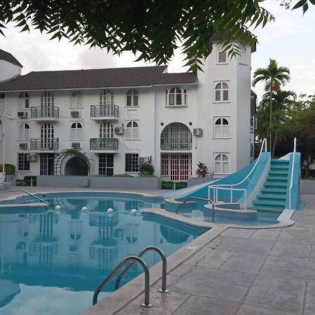 Beach 1 Bedroom 32 Ocho Rios Buitenkant foto